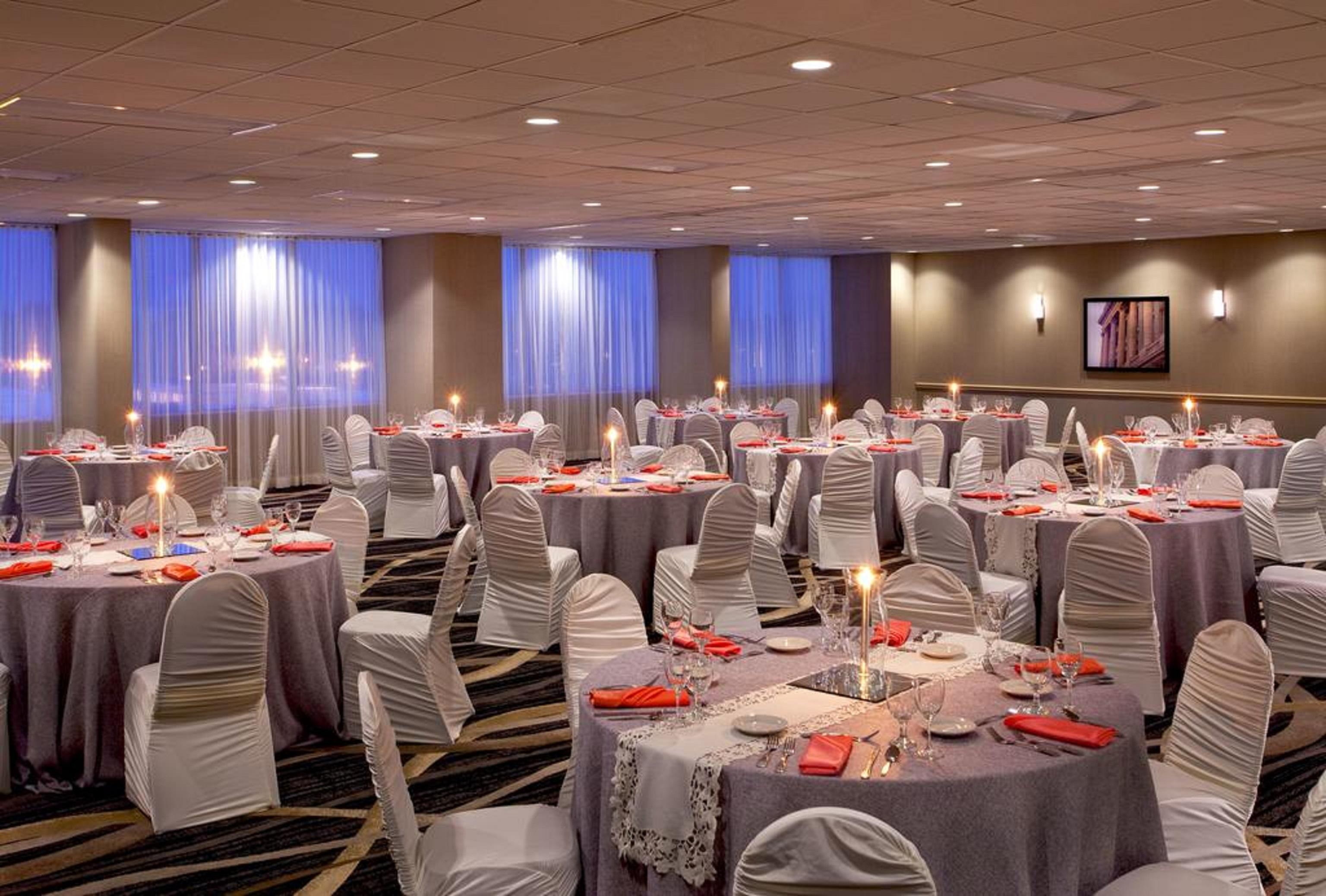 Four Points By Sheraton Cleveland Airport Zaplecze biznesowe zdjęcie