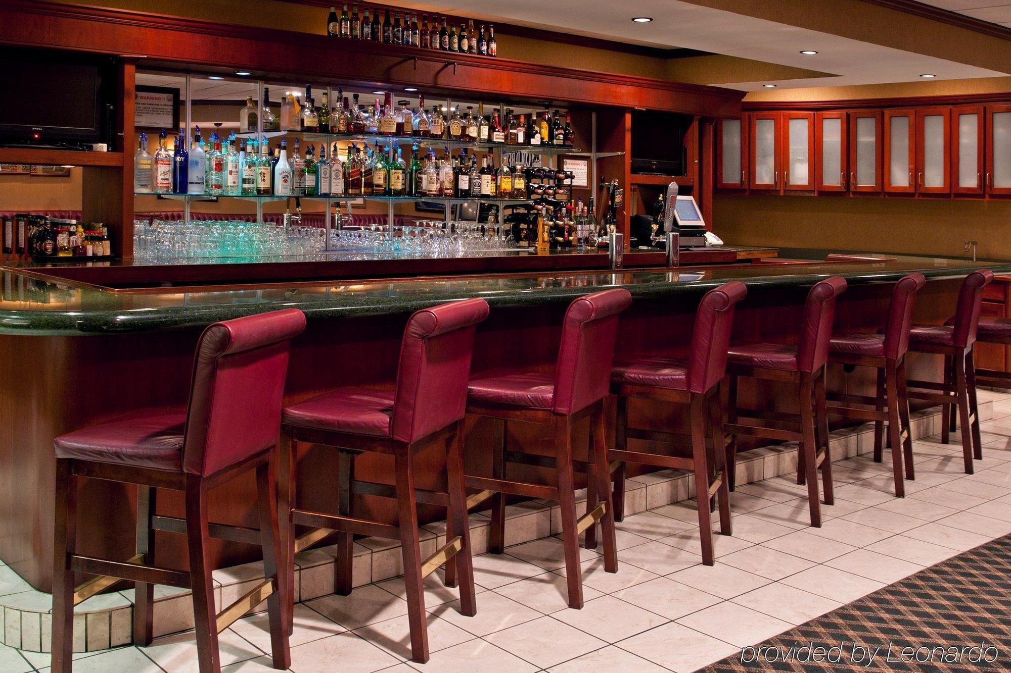 Four Points By Sheraton Cleveland Airport Zewnętrze zdjęcie