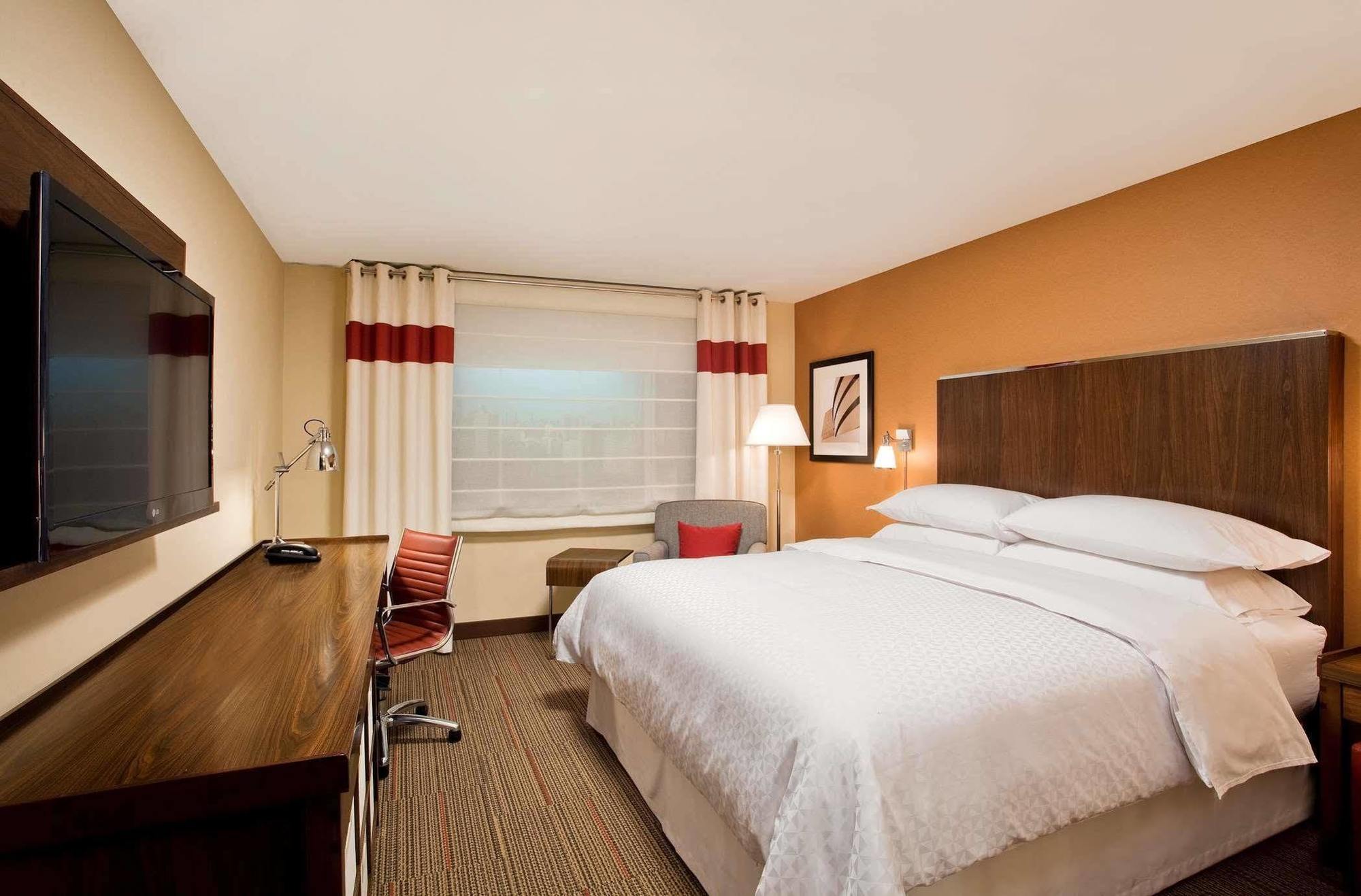 Four Points By Sheraton Cleveland Airport Zewnętrze zdjęcie