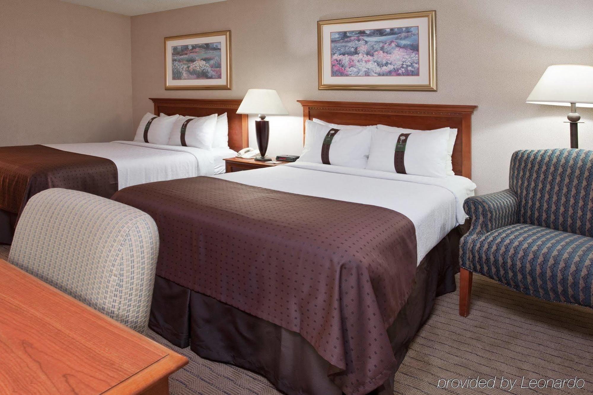 Four Points By Sheraton Cleveland Airport Zewnętrze zdjęcie