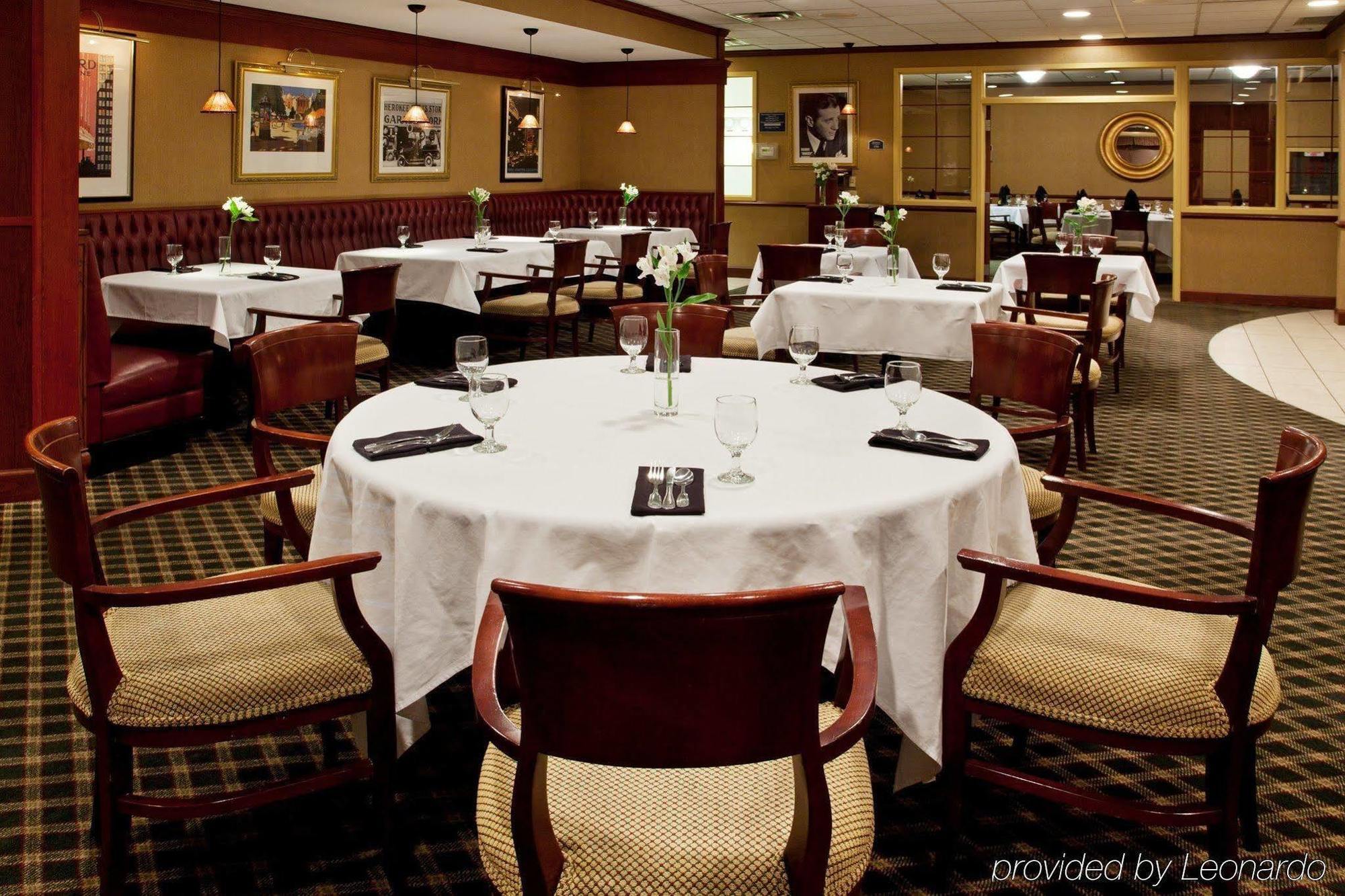 Four Points By Sheraton Cleveland Airport Zewnętrze zdjęcie